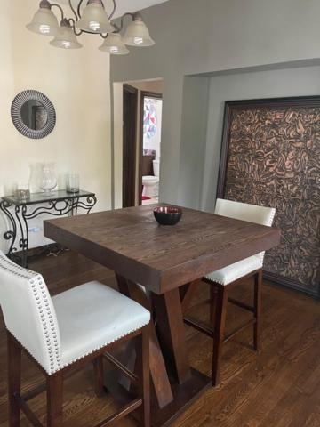 Clean, Spacious, Inexpensive Queen Br Hotel Chicago Bagian luar foto